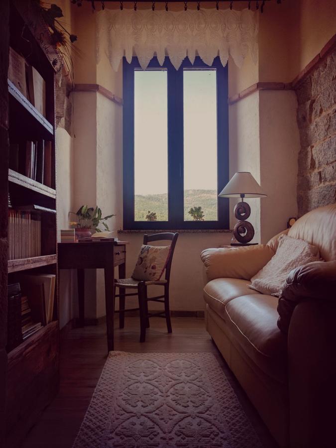 B&B Domus Deiana Mamoiada Ngoại thất bức ảnh
